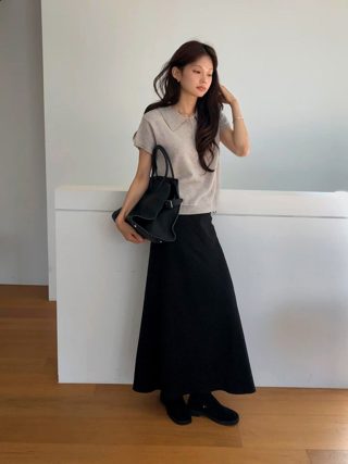 黑色