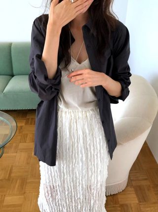 黑色