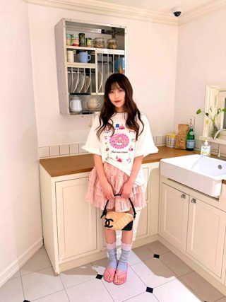 白色