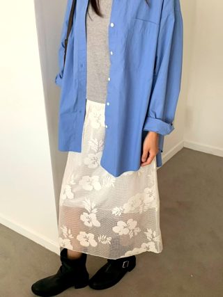 蓝色
