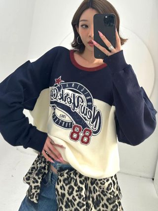 蓝色