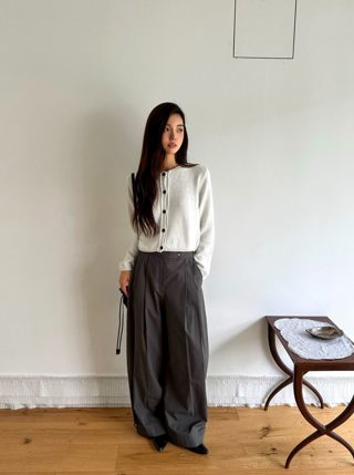 白色