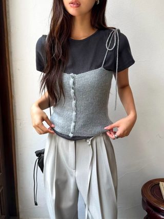 黑色