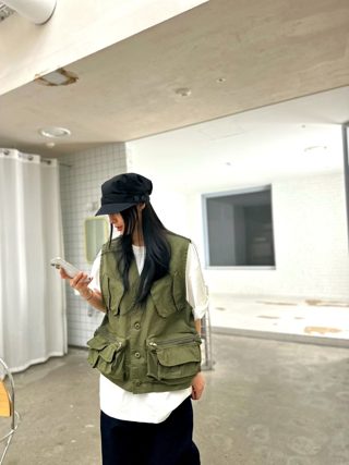 军绿色