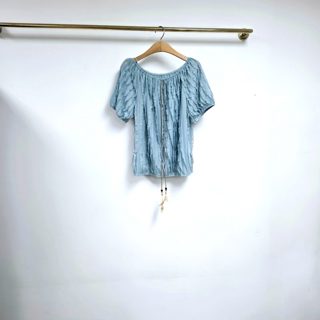 蓝色