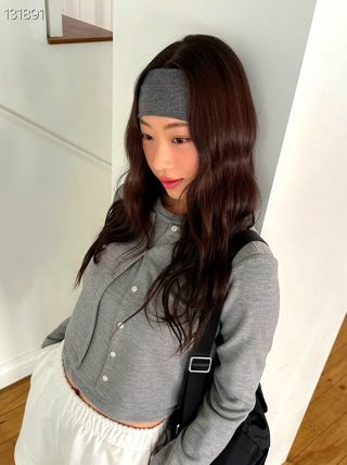 灰色