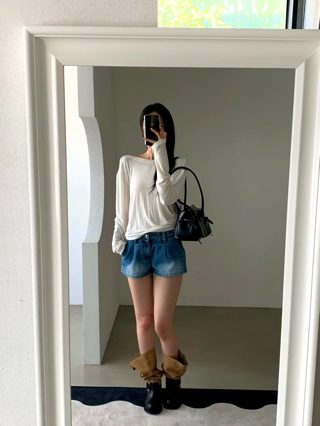 白色