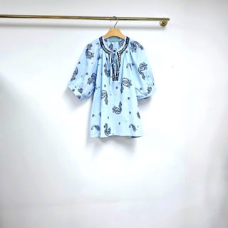 白色