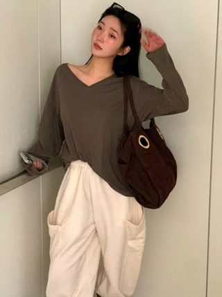 灰色