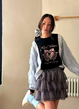 黑色