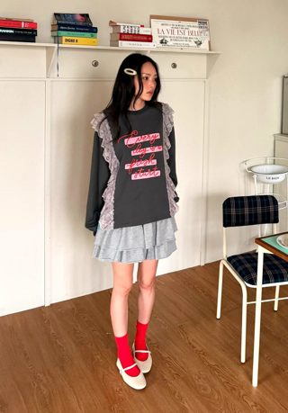 灰色