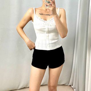白色