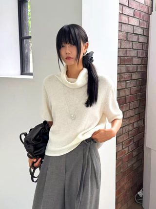 白色