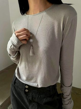 灰色