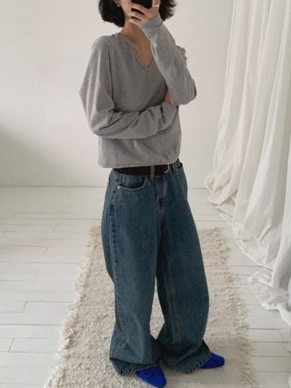 灰色