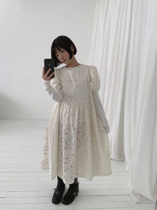 白色