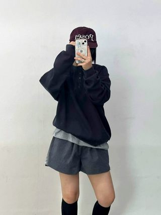 黑色