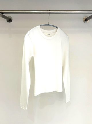 白色