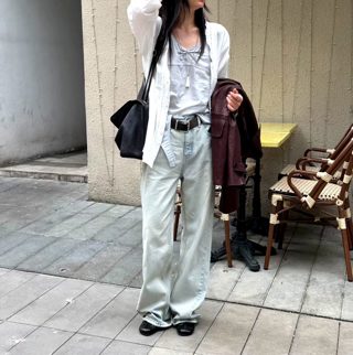 白色