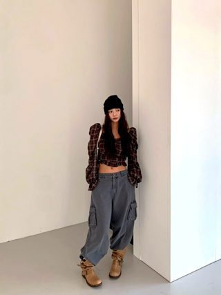 灰色