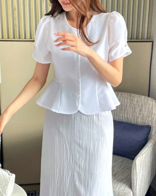 白色