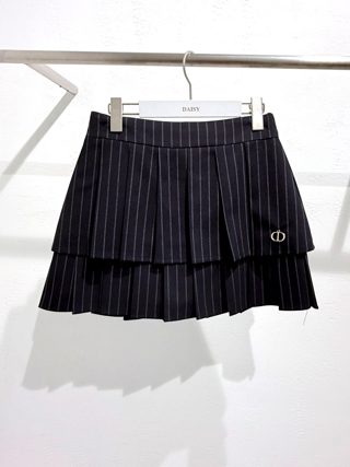 灰色