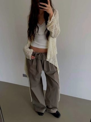 灰色