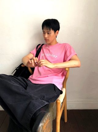 蓝色