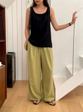 浅绿色