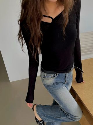 黑色