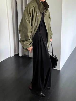 军绿色