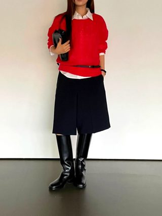 红色