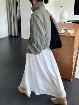 白色