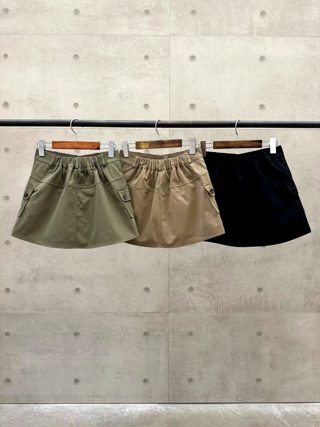 军绿色