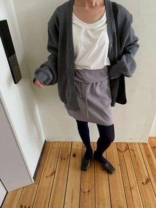 灰色