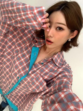 红色