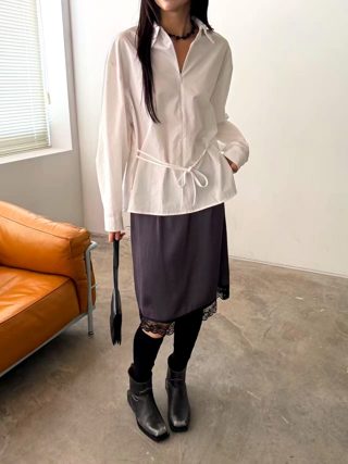 白色