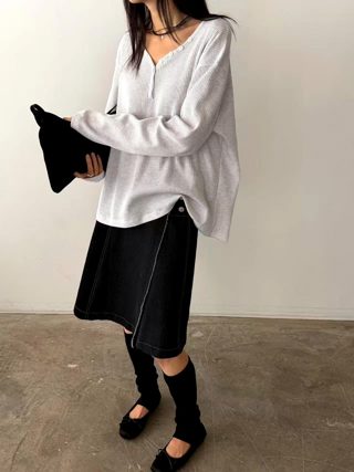灰色