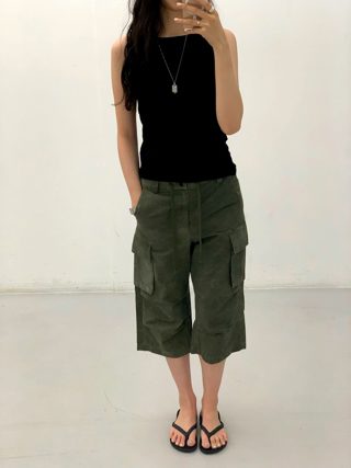 军绿色
