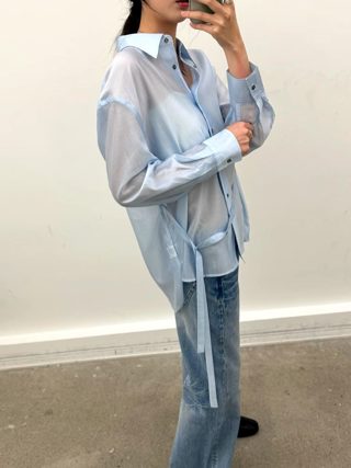 白色