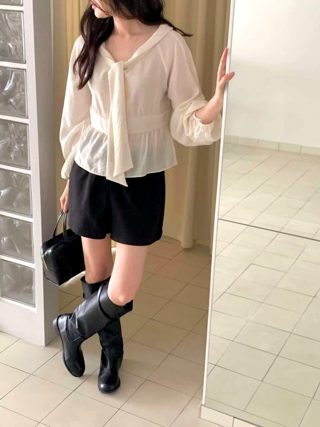 白色