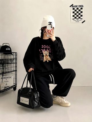 黑色