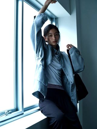 蓝色
