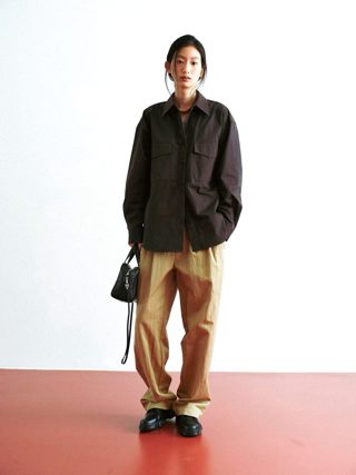 米色