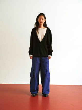 黑色
