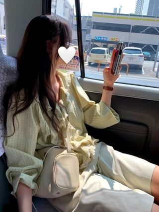 蓝色