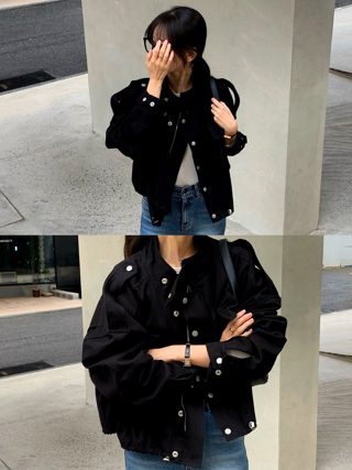 黑色