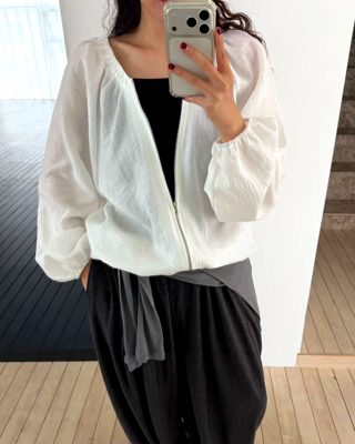 白色