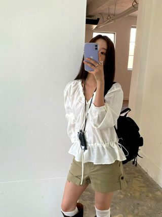 白色