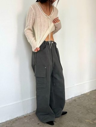 灰色